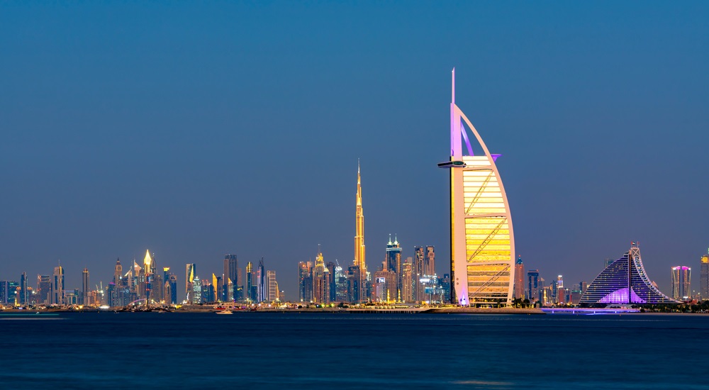 Tăng trưởng dự kiến thúc đẩy các công ty mở cửa doanh nghiệp mới ở UAE