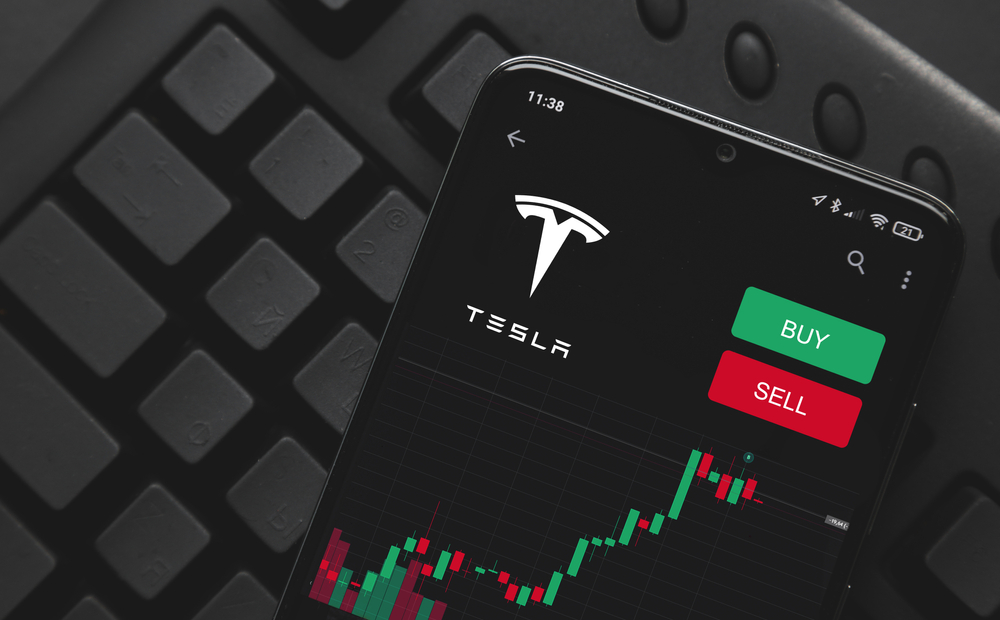 Tradematics | Influence of Tesla’s Sales on the Stock Market