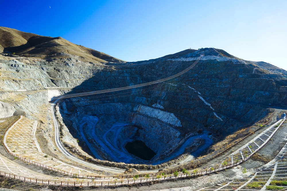 China Seeks to Diversify Rare Earth Supply Chain: Which Companies Could Investors Focus On?